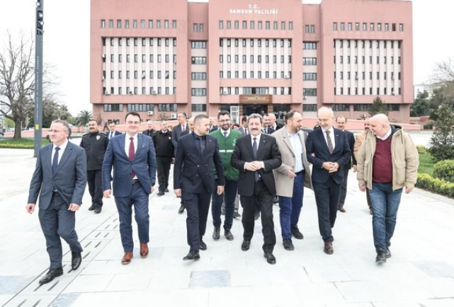 Samsun İstiklal Meydanında ‘Bağımsızlığın Kıymetini Bilelim Bağımlı Olmayalım’ Yürüyüşü!