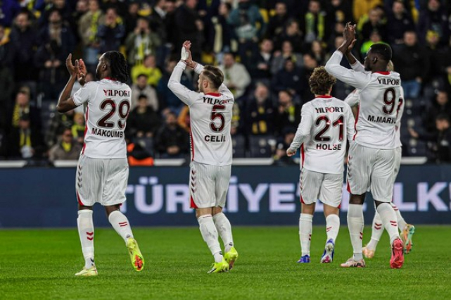 Samsunspor, Fenerbahçe'ye Son Dakikalarda Kaybetti!