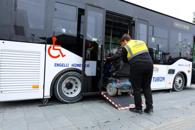 Engelsiz Turizm Otobüsü Samsun’da Hizmete Sunuldu!