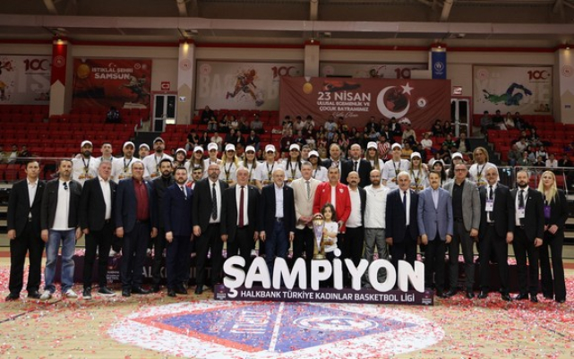 Samsun’un Gururu Zorlu Koleji Samsun Basketbol Şampiyonluk Kupasına Kavuştu!