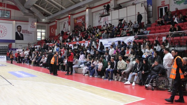 Zorlu Koleji Samsun Basketbol Şampiyonluğa Bir Adım Daha Yaklaştı! - VİDEOLU