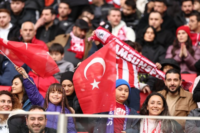 Penaltı Kaçırma Yarışına Giren Samsunspor Kupaya Veda Etti!