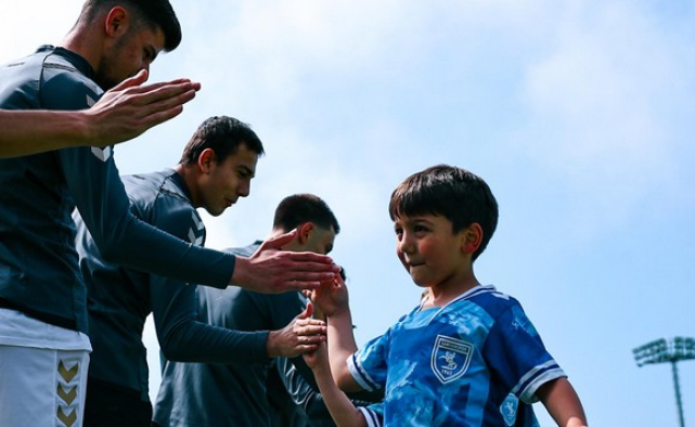 Parlayan Yıldızlar’dan Samsunspor Futbol Akademisine Ziyaret!