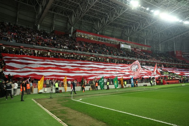 Samsunspor, Galatasaray'ı Resmen Dağıttı! 4-1