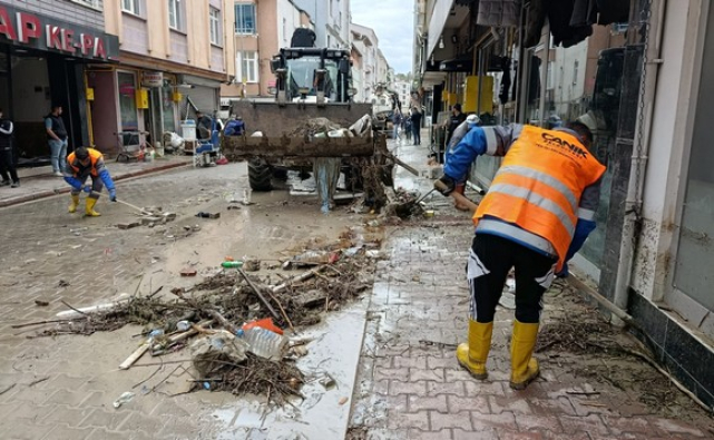 Canik Belediyesi'nden Havza'ya Yardım Eli!