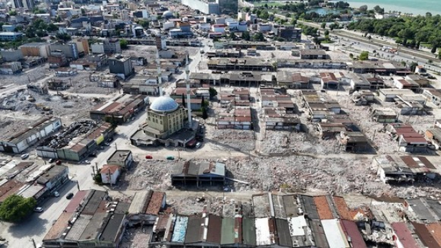 Gülsan Sanayi Sitesi’nde Yıkımlar Devam Ediyor! Toybelen’de Ticari Hareketlilik Artıyor!