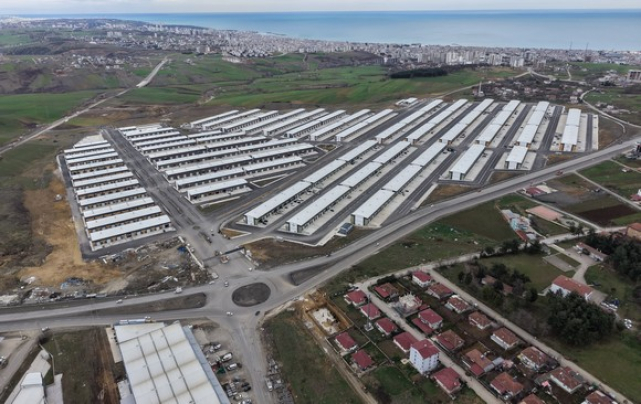 Gülsan Sanayi Sitesi’nde Yıkımlar Devam Ediyor! Toybelen’de Ticari Hareketlilik Artıyor!