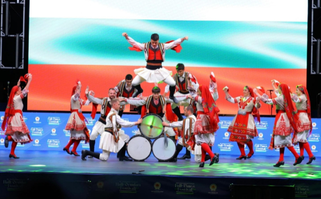 Uluslararası Samsun Halk Oyunları Festivali Şehre Kültür ve Sanat Dolu Günler Yaşattı!
