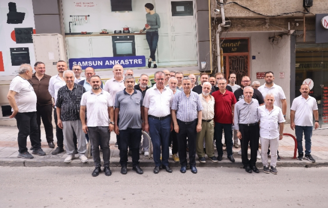 Başkan İhsan Kurnaz'dan Esnafla Yüz Yüze, Çözüm Odaklı Buluşma!