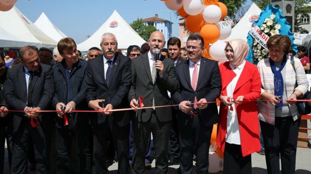 İki Belediye Tek Yürek! ‘Atakum Hayır Çarşısı’ Alaçam’da
