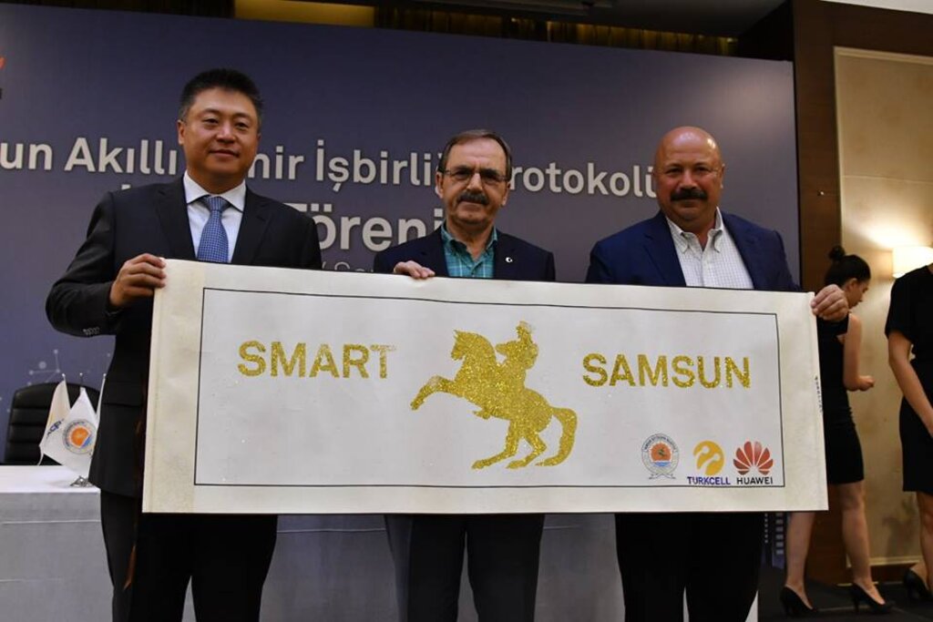Başkan Şahin Dur Durak Bilmiyor!