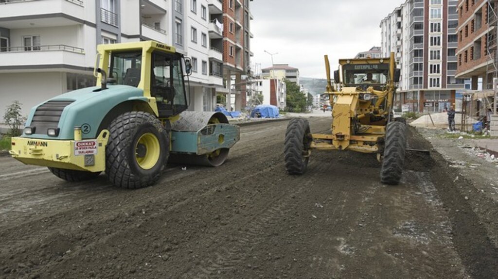 Tekkeköy’de Asfalt Çalışmaları Aralıksız Devam Ediyor!