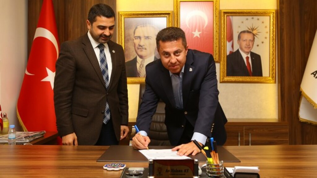 Fatih Öztürk Aday Adaylığını Açıkladı!