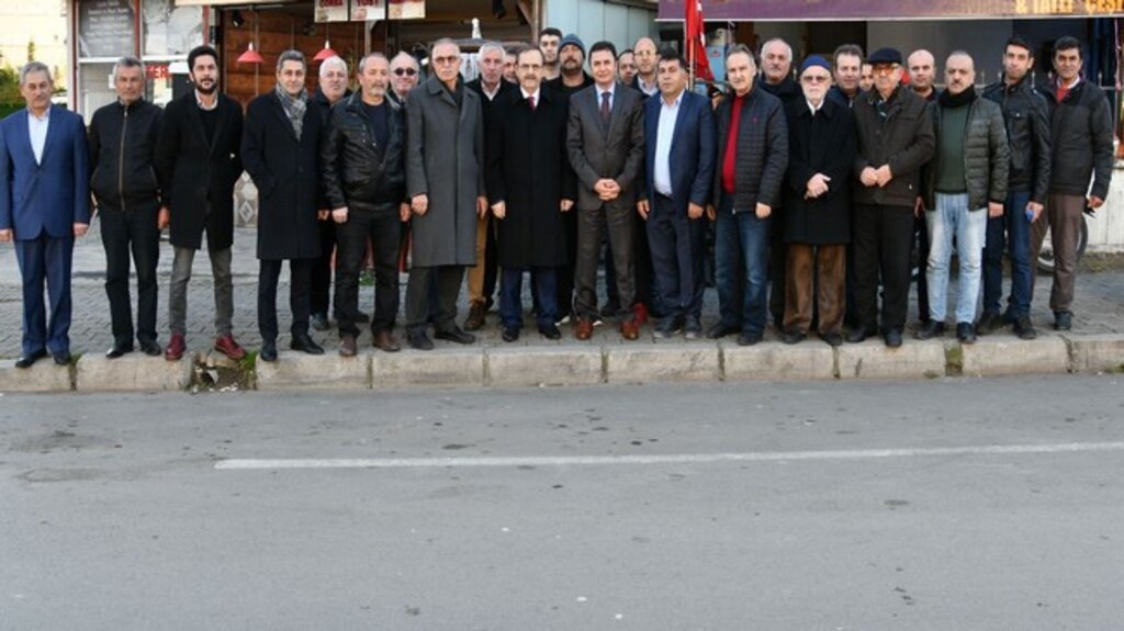Başkan Şahin'e, Atakum Esenevler'de Sevgi Seli!
