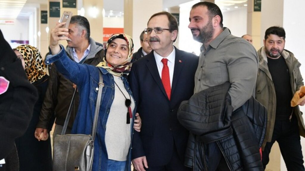 Başkan Zihni Şahin, Sosyal Projelerini Açıkladı!