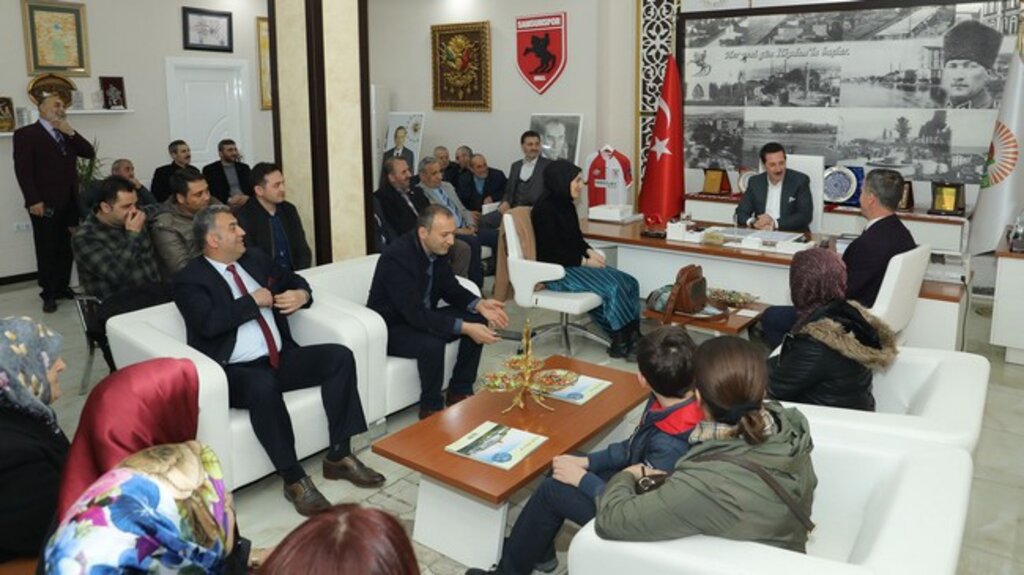 Bayburtlulardan Başkan Tok’a Destek Ziyareti!