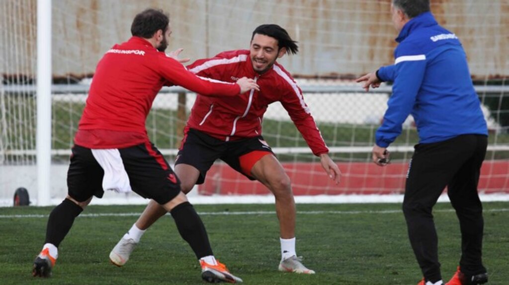 Samsunspor Sabah Laktat, Akşam Antenman Yaptı!