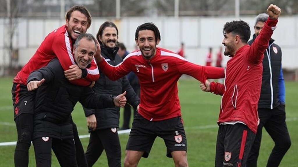 Samsunspor’da Moralli Gün!