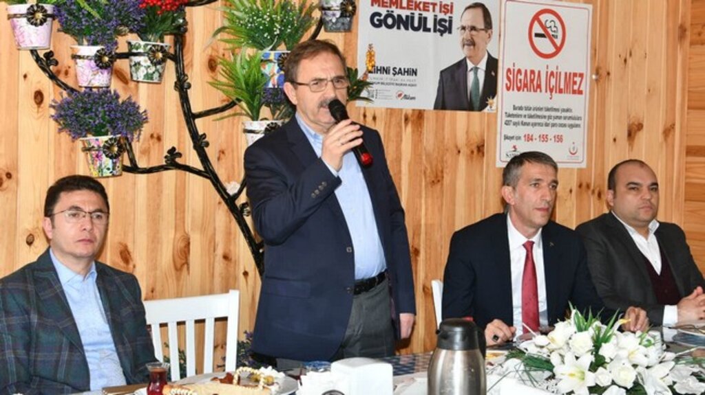 Başkan Zihni Şahin, Atakumlu Müteahhitlere Seslendi!
