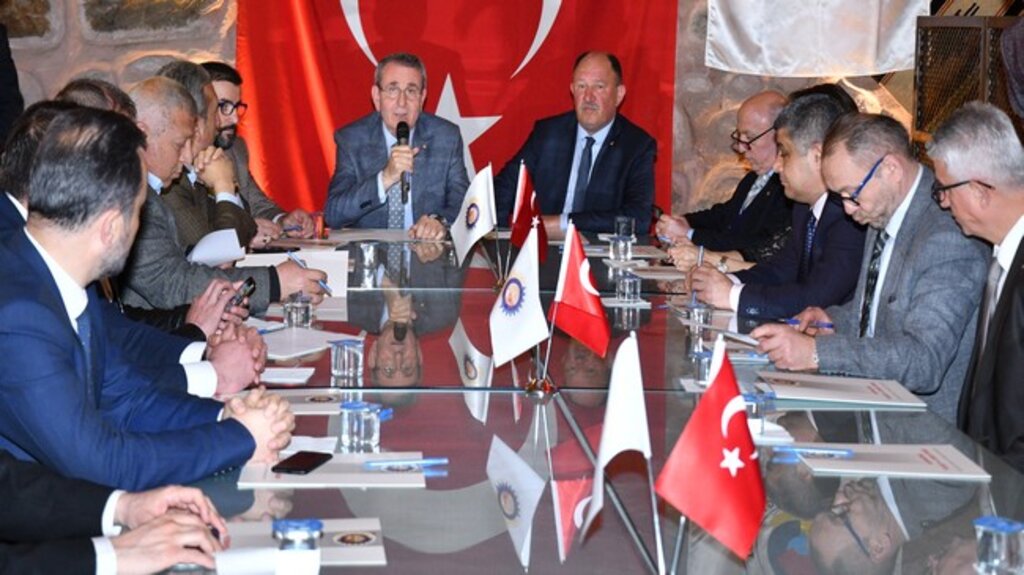 Murzioğlu, ‘İlk Gündem Maddesi Ekonomi Olmalı’!