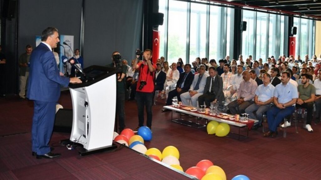 Vali Kaymak, ‘Çok Güzel İşler Yapıyorsunuz’!