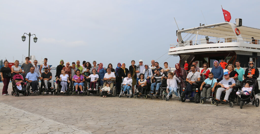 Engelliler Samsun'da Denizle Buluştu!