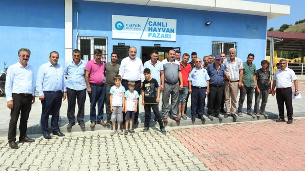Canik'te Hijyenik Kurban Pazarı!