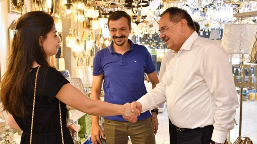 Saathane Esnafından Başkan Mustafa Demir’e Teşekkür!