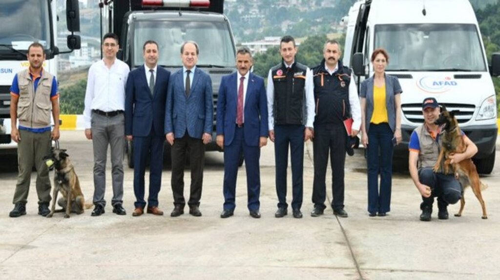 Vali Kaymak, ‘Toplumda Afet Bilincini Yaygınlaştırmaya Çalışıyoruz’!