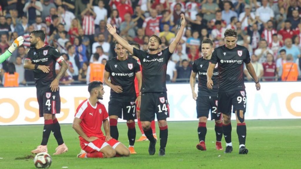 Samsunspor, Pendikspor'u 2-0'la Geçti!
