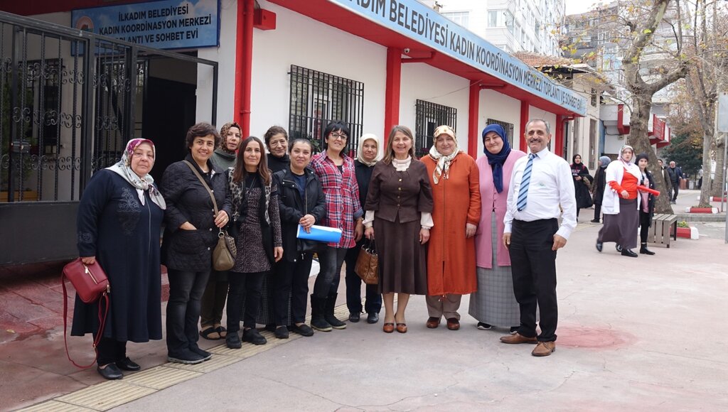 Gönüllü Başkan Demirtaş 100 Çocuğu Kışlık Kıyafetlerle Baştan Aşağı Donattı!