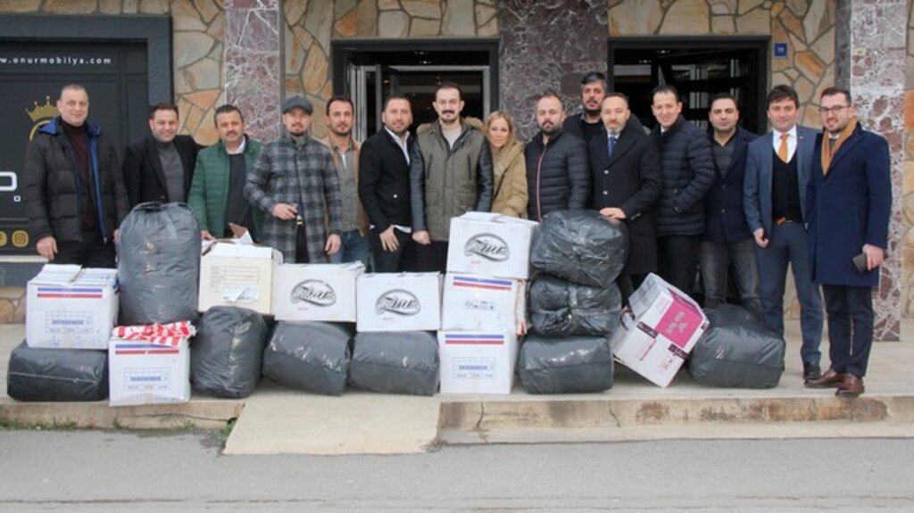 Samsun’da 100 Çocuğun Yüzünü Güldürdüler!