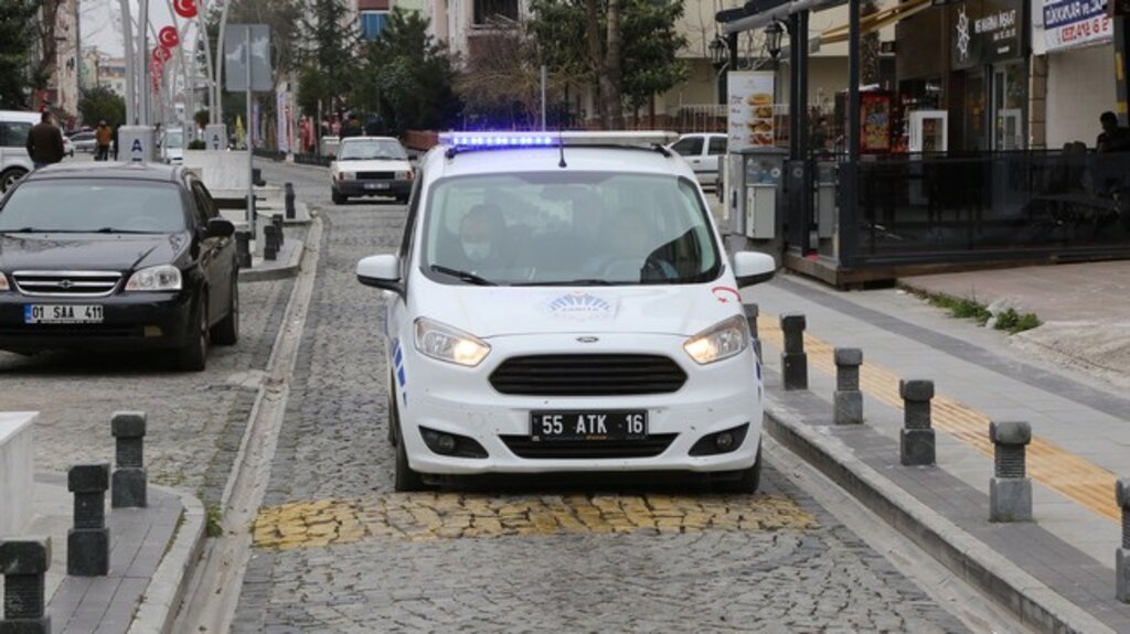 Atakum Zabıtası’ndan ‘Evde Kal’ Anonsu!