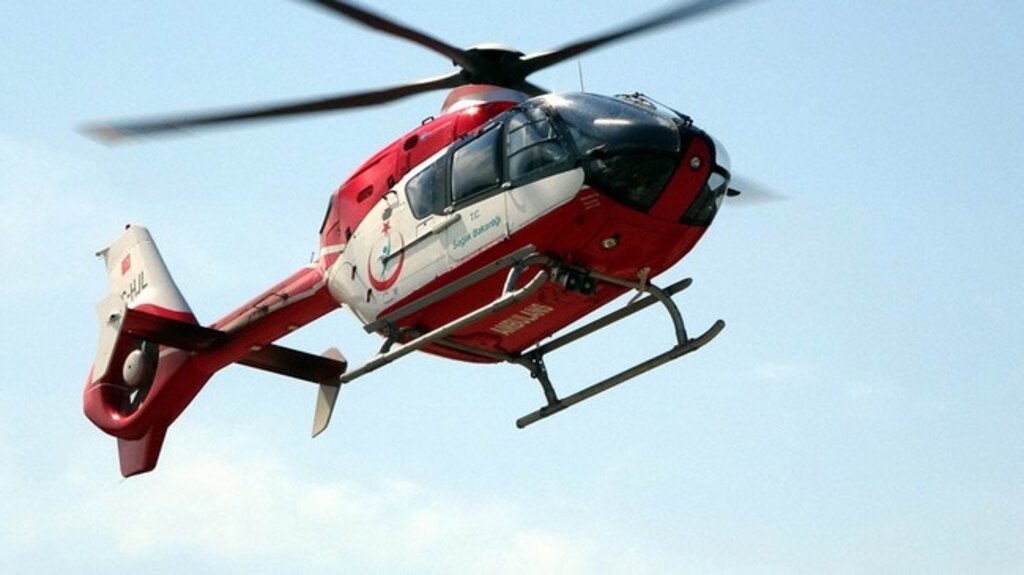 Ambulans Helikopteri Tarlasına İndirmeyen Şahıs Gözaltında!