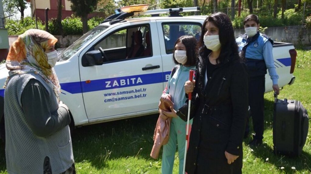 Görme Engelli Vatandaşı Ailesine Belediye Kavuşturdu!