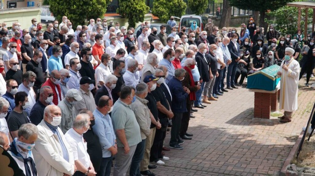 Kaptan Son Yolculuğuna Uğurlandı!