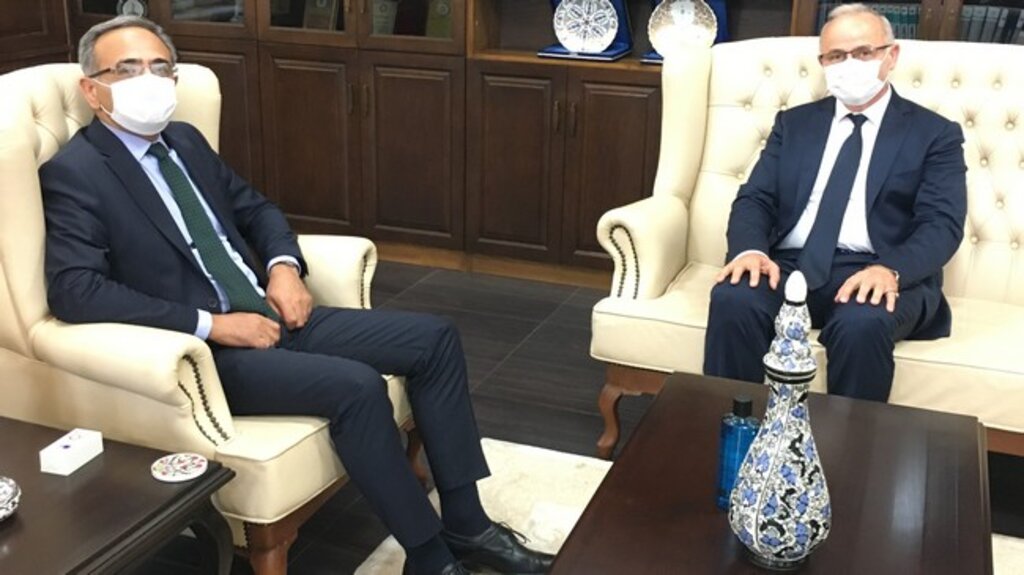 Rektör Ünal’dan Bölge İdare Mahkemesi Başkanı Dinçer’e Ziyaret!