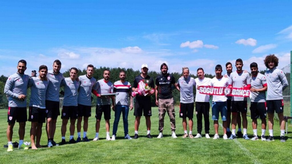 Söğütlübahçe Samsunspor Taraftar Grubundan Bolu Kampına Ziyaret!