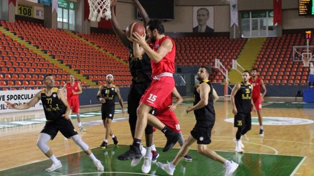 Samsunspor Basketbol Düzce’yi Ankara'da Mağlup Etti!