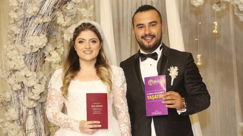 Samsun’da Yeni Evlenen Çiftlere İstanbul Sözleşmesi Kitapçığı!  -VİDEOLU