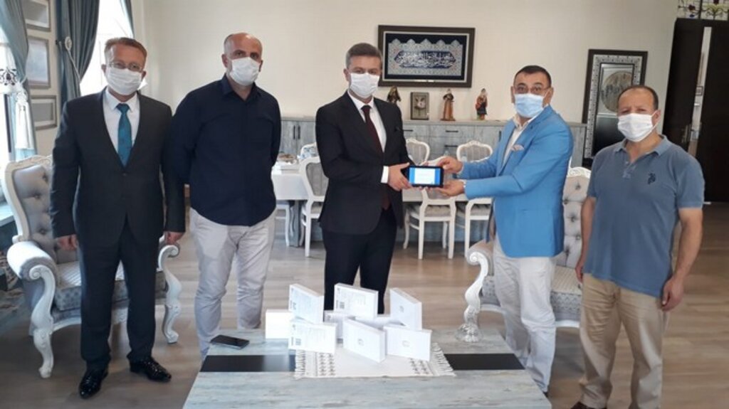‘Sınıf Tam Öğretmenim’ Kampanyasına Samsun’da Destek Yağıyor!