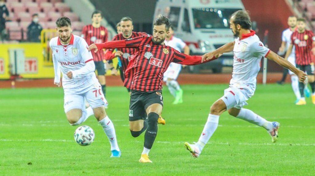 Samsunspor Eskişehir'den 3 Puanla Dönüyor!