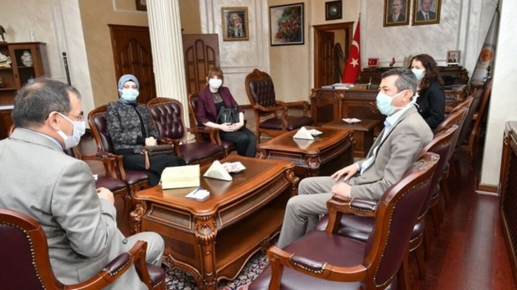 Başkan Demir, ‘Kapımız Sonuna Kadar Açık’!