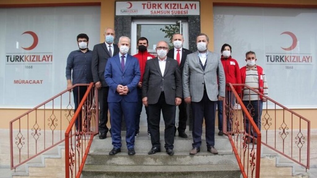 MHP Samsun İl Başkanlığından Kızılay Ziyareti!