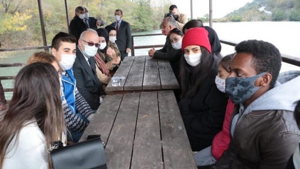 OMÜ Rektörü Ünal Öğrencilerle Buluştu!