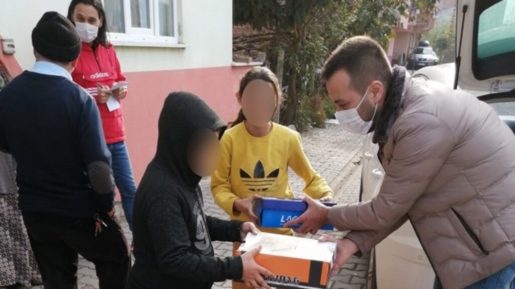CHP Terme Teşkilatı Çocukları Unutmadı!  