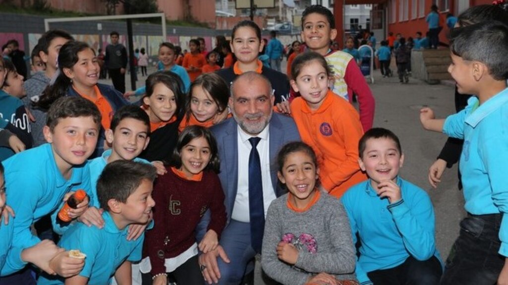 Canik’ten Çocuklar Ve Gençlere Hediyeler!