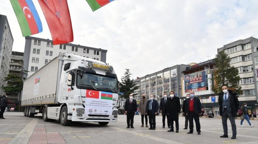 Samsun’dan Azerbaycan’a İlaç Ve Tıbbi Alet Desteği!