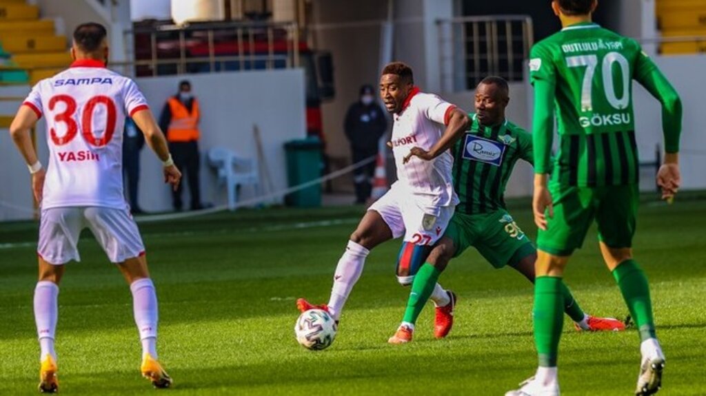 Akhisar Galibiyeti Samsunspor'u İkinci Sıraya Yükseltti!