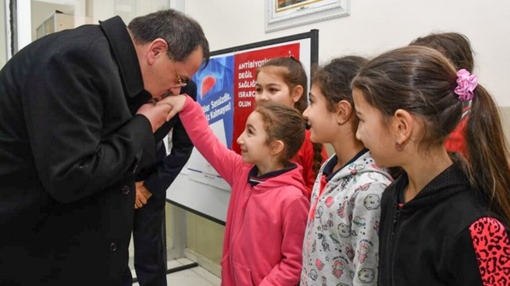 Başkan Demir Öğrencilere Başarı Diledi!